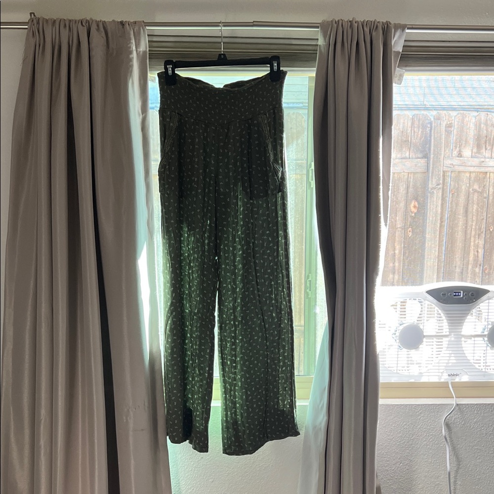Stylish Green Women's Pants